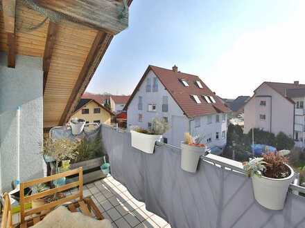*Gepflegte, vermietete Dachgeschoss-Wohnung in ruhiger Lage und guter Anbindung*