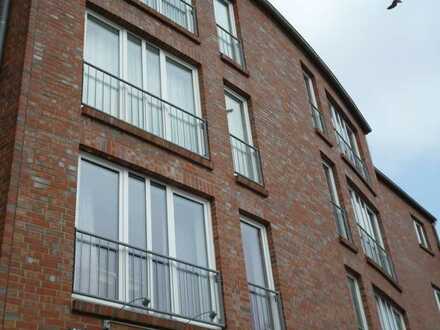 Neuwertige 2-Zimmer-Wohnung mit Balkon und EBK in Hamburg - Bahrenfeld
