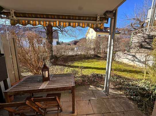 Geschmackvolle 2-Zimmer-Terrassenwohnung mit Einbauküche in Eching