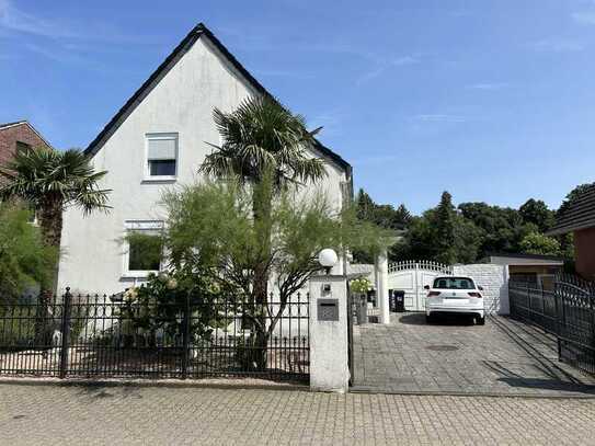 Luxushaus mit Poolanlage u. Waldblick 6 Zimmer auf 180 m² Grund 1850m² KP. 449.000 €