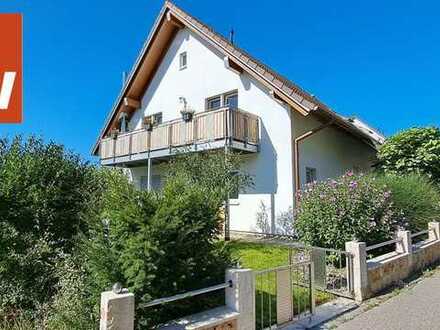 Sehr gepflegtes 2-Familienhaus mit großem Garten in ruhiger Lage