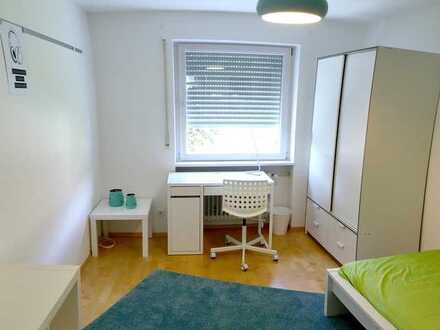 Sehr schönes möbliertes WG-Zimmer (Nr. 2) in heller Wohnung nahe Zentrum Heidenheim