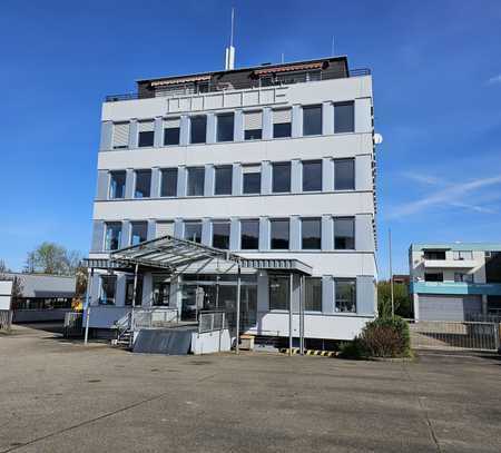 ***Büro / Präsentation mit Außenfläche in Leonberg***