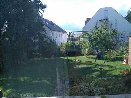 Möblierte 3 Zi-Wohnung in Nürnberg-Kleinreuth b.S. mit großem Garten