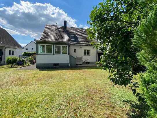 Freistehendes Ein-/Zweifamilienhaus in ruhiger Lage von Dellbrück!