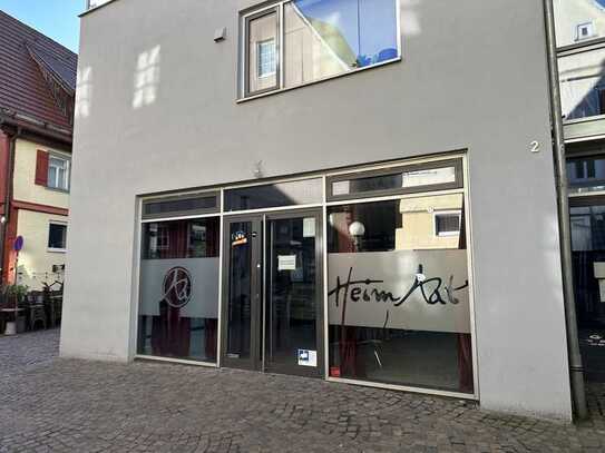 Cafe/Bar im Kneipenviertel zu vermieten