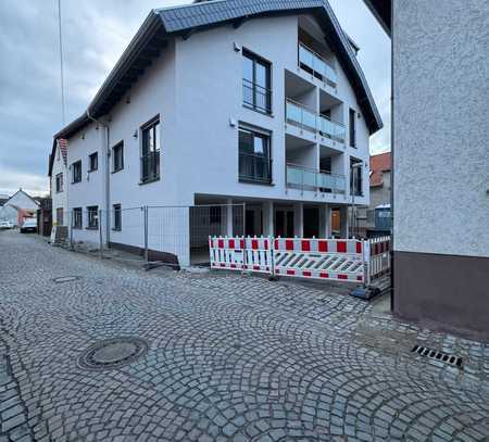 Erstbezug mit Balkon: Exklusive 3-Zimmer-Wohnung mit luxuriöser Innenausstattung in Worms