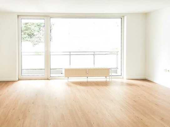 Schöne 2-Zimmer-Wohnung mit neuem Boden & Balkon in Krefeld