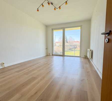++ HELLE & SANIERTE 3-ZIMMERWOHNUNG MIT BALKON ++