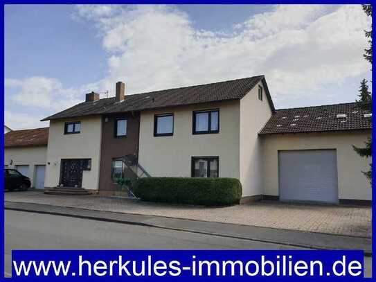 Freistehendes Einfamilienhaus mit Wintergarten, ELW, Pool und drei Garagen