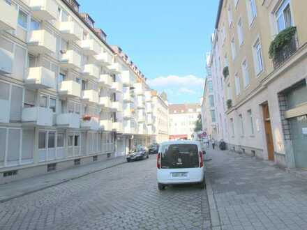 Münchner Immobilien MUC
Ludwigsvorstadt, App. mit einem tollen Blick auf den Innenhof.