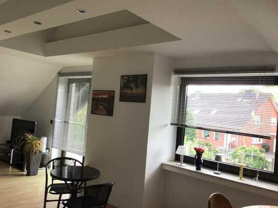 Möblierte 2-Zimmer-Dachgeschoss-Wohnung in ruhiger Wohnlage in Delbrück zu vermieten