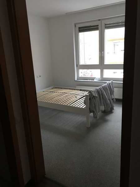 Helle 2-Zimmer-Wohnung im 2. OG mit Aufzug in Stuttgart West