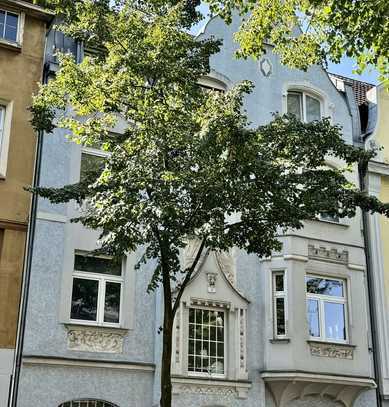 Repräsentative Stadtvilla/ Dreikönigen/ Miete 62.568€ / Rendite 5,2% / 503qm Wfl / 5 WE/ 500qm Grund