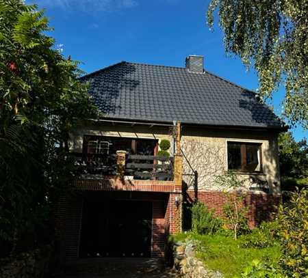 Tolles Einfamilienhaus mit Pferdestall und Ländereien zu verkaufen