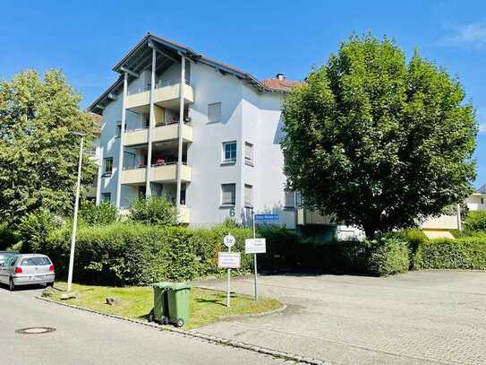 Letztendlich entscheidet die Lage - großzügige 4- Zimmerwohnung mit Westbalkon im Erbbaurecht