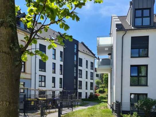 ERSTBEZUG! Lichtdurchflutete, besonders energieeffiziente 2-Zimmer-Dachgeschoß-Wohnung