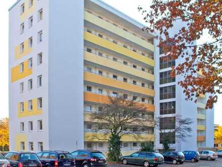 2 Raum gern für Senioren im 4. OG mit Aufzug / W26