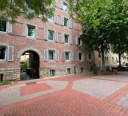 Erstbezug nach komplett Sanierung, schöne Altbau Wohnung in einem gepflegten Klinkerhaus, frei