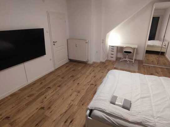 23 m² Wg Zimmer, möbiliert mit Balkon und inkl. aller Kosten. Anmeldung möglich!