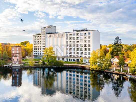 KURZFRISTIG VERFÜGBAR - Lichtdurchflutetes Büro-Loft auf der Insel Eiswerder