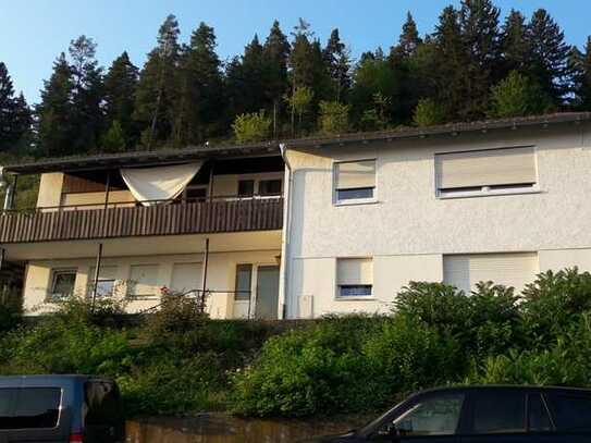 Modernisiertes Zweifamilienhaus in toller Aussichtslage von Rottweil-Göllsdorf