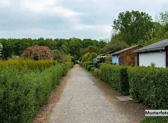 Gartenland mit Kleingärten