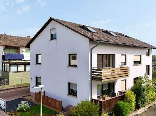 🔑🍀3 Wohnungen Mehrgenerationenhaus / Mehrfamilienhaus / mit Garten, Garagen, Terrasse & Balkon