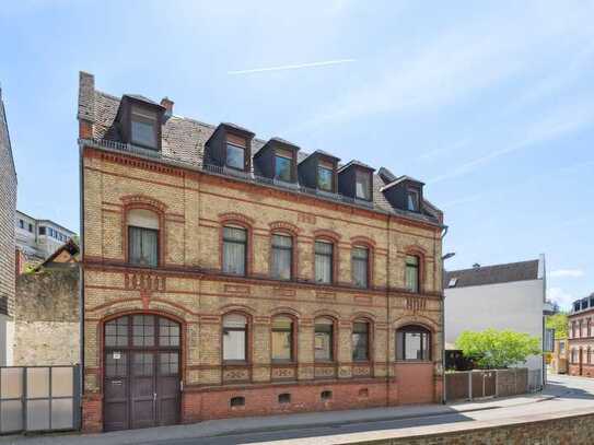 Historisches Ensemble mit Ausbau- und Nachverdichtungspotenzial in Wiesbaden- Sonnenberg