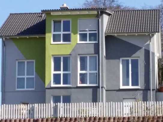 Modernes Einfamilienhaus mit Einliegerwohnung und Fernblick