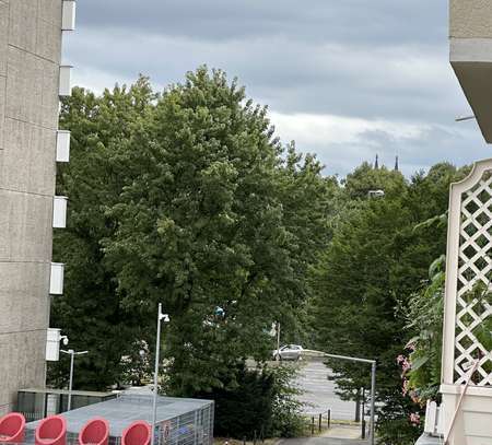 Ehrenfeld - Erstbezug - Balkon: optimal für 3er WG geeignet!