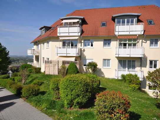 **TOP Lage** 2-Raum Wohnung mit Balkon, Tageslicht Bad und PKW Stellplatz