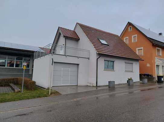 Kleines EFH auf der Alb zu vermieten / große Dachterrasse, ideal für Paar oder Paar mit Kind