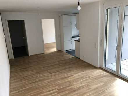 Neuwertige Wohnung mit zwei Zimmern sowie Balkon und Einbauküche in Heidenheim