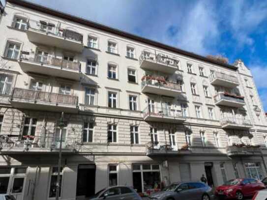 Stilvolle Wohnung / 1xZimmer+Küche+Bad+Balkon+Aufzug / 4.OG / Helmholzkiez Prenzlauer Berg