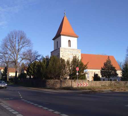 Gewerbehalle und Grundstück mit Entwicklungspotential