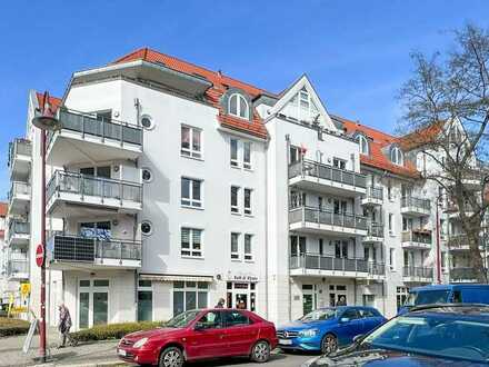 Gepflegte 1 Raumwohnung mit Balkon, Küche und Tiefgarage in Stadtfeld Ost