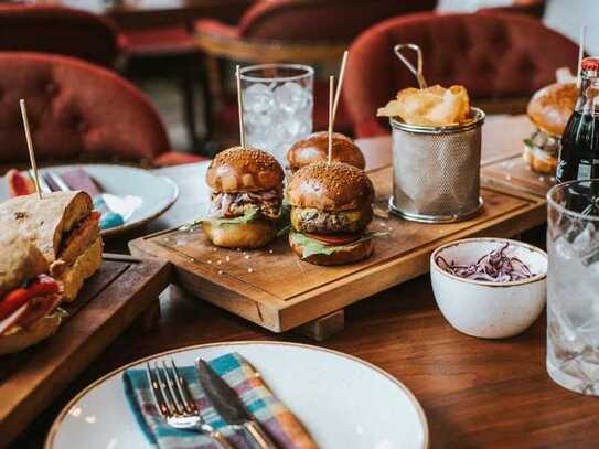 Moderner Burgerladen / Restaurant in absoluter Bestlage, direkt auf der Greifswalder Straße