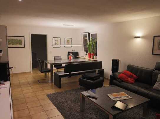 Schöne 2 Zimmerwohnung in Zweifamilienhaus
