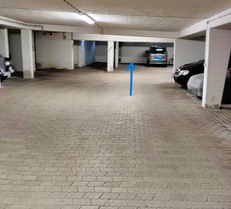 Mittersendling - freier Tiefgaragenstellplatz Provisionsfrei