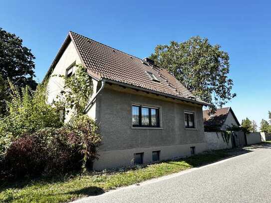 1-2 Familienhaus mit viel Potenzial oder jede Menge Optionen