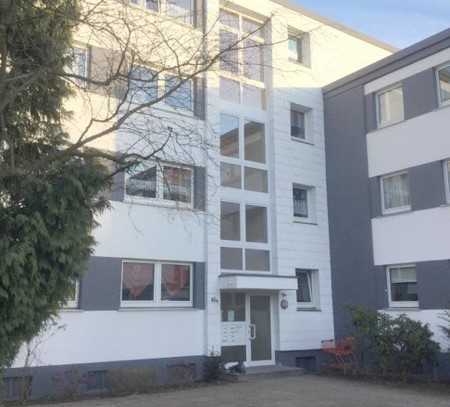 Modernisierte 3-Zimmer-Erdgeschosswohnung mit Balkon!