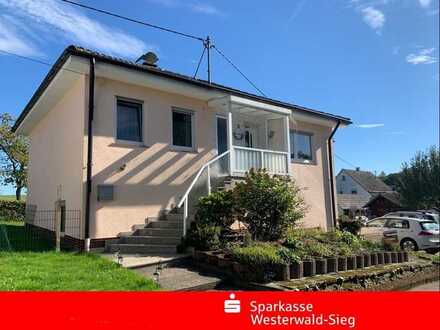Nähe Hamm-Sieg, Einfamilienhaus mit Garage und Garten in ruhiger Lage