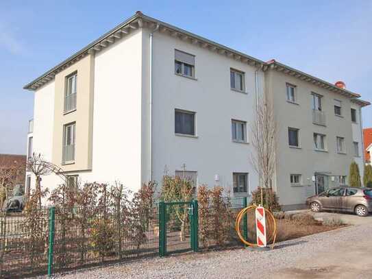 Ansprechende Wohnung in Bellheim mit Einbauküche und zwei Carports