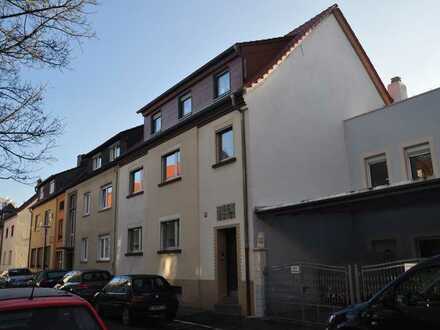 Schöne 4-Zimmer-Wohnung in Kaiserslautern, ideal für 2 Personen