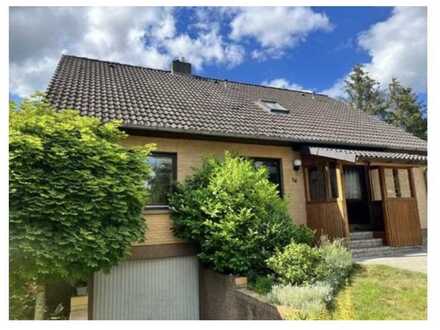 Modernisiertes Einfamilienhaus mit großem Garten