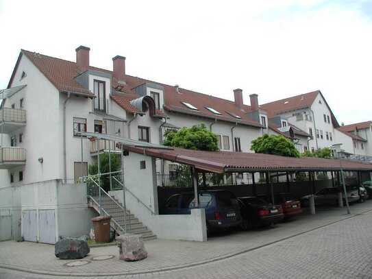 NUR MIT WBS - Zentrumsnahe 3-ZI-WHG mit Terrasse im EG und UG