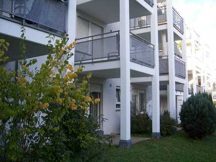 Erdgeschoss- Wohnung mit Terrasse und Tiefgaragen- Einstellplatz in bevorzugter ruhiger Lage