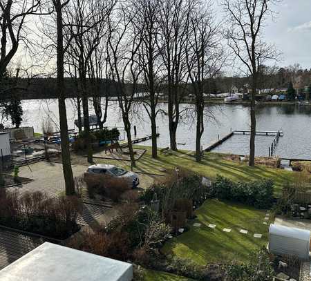 *Wohnen mit Südwestterrasse und Blick aufs Wasser*