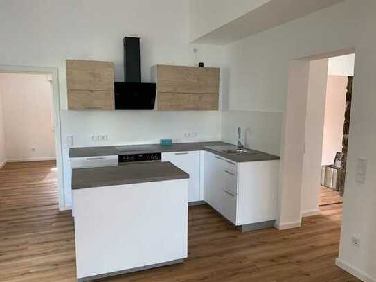 Freundliche 3-Zimmer EG-Wohnung mit EBK komplett saniert in Neunkirchen City